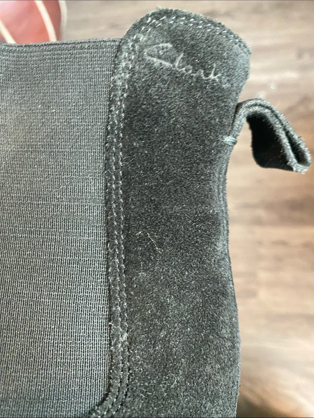Clark’s Men's Black Suede Chelsea Boots - Classic Slip-On Style